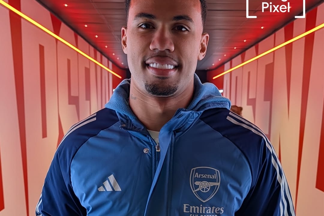 Arsenal Overpower Aston Villa 4-1 with Trossard's Stellar Display