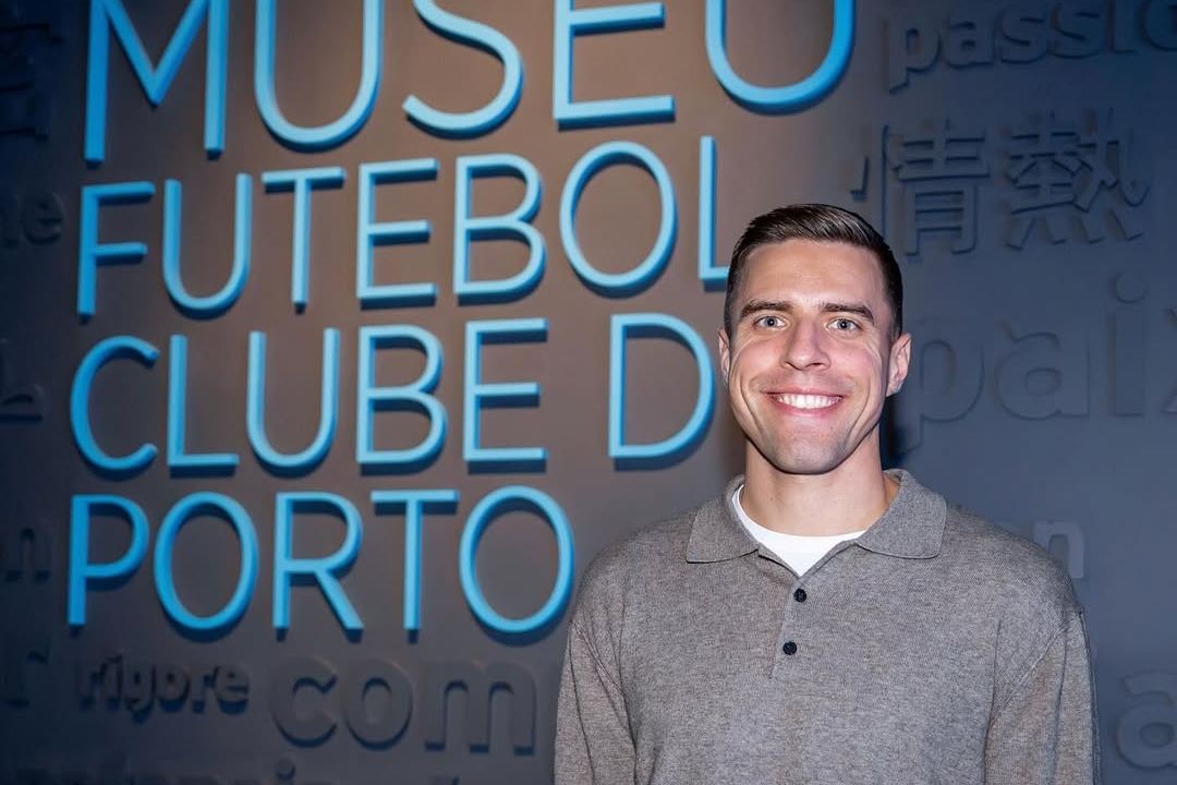 Borja Sainz Shines as FC Porto Overpowers Alverca 3-0