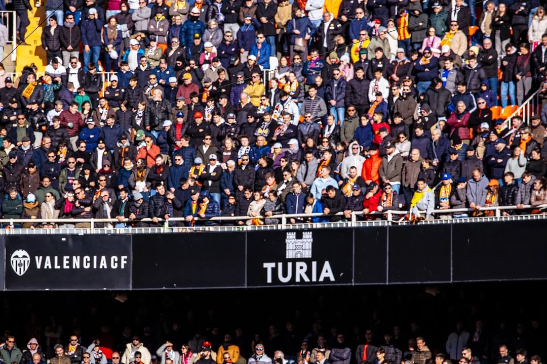 Valencia Edge Espanyol 3-2 in Last-Minute La Liga Showdown