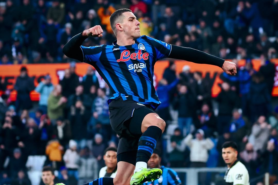 Scamacca Shines as Atalanta Dismantles Parma 4-0