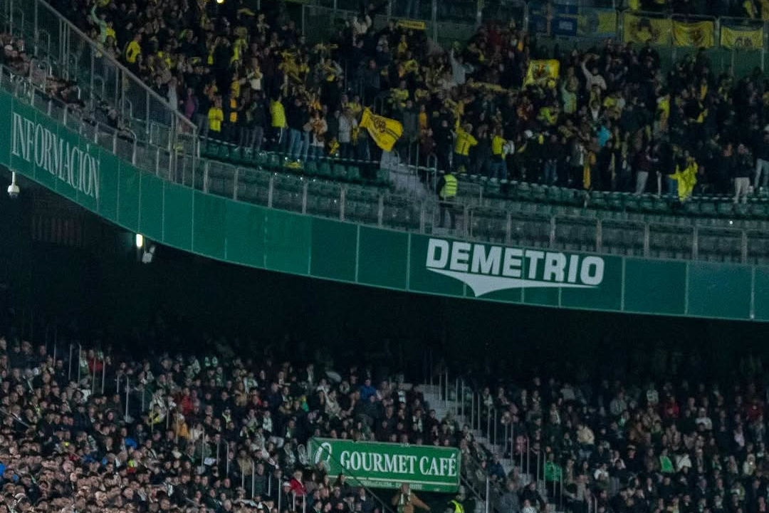 Villarreal's Early Blitz Overpowers Elche 3-1 in La Liga