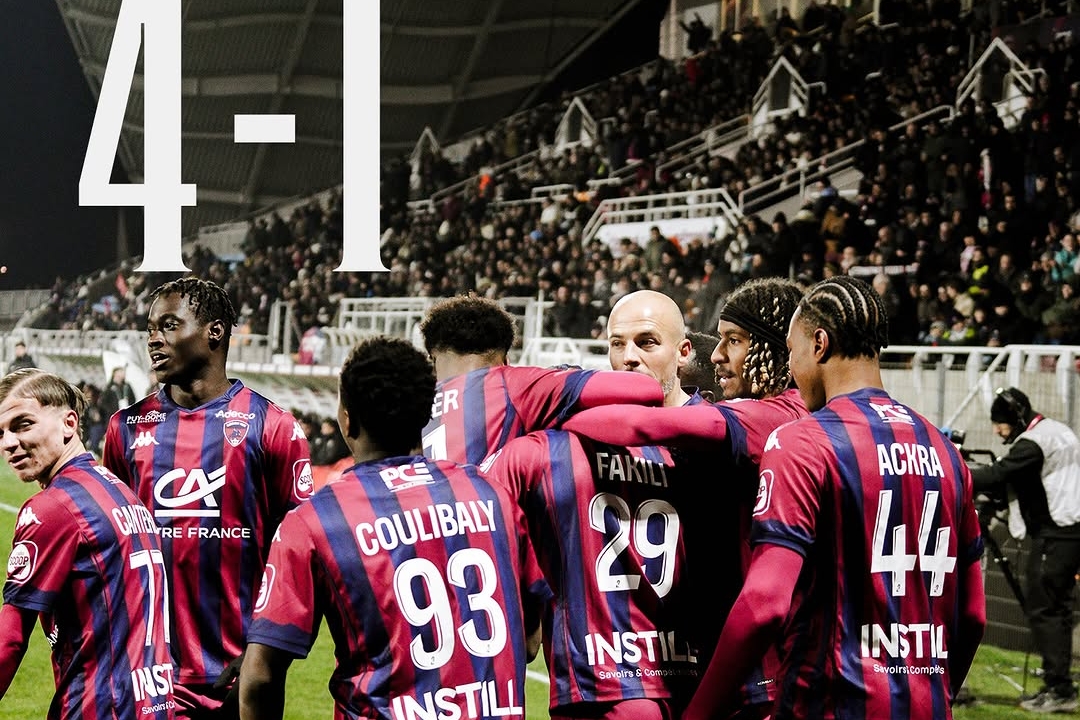 Clermont Foot Overpowers Laval 4-1 with Fakili's Penalty and Astic's Late Strike