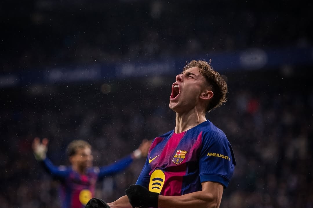 Lewandowski Strikes Late as Barcelona Overcomes Espanyol 2-0