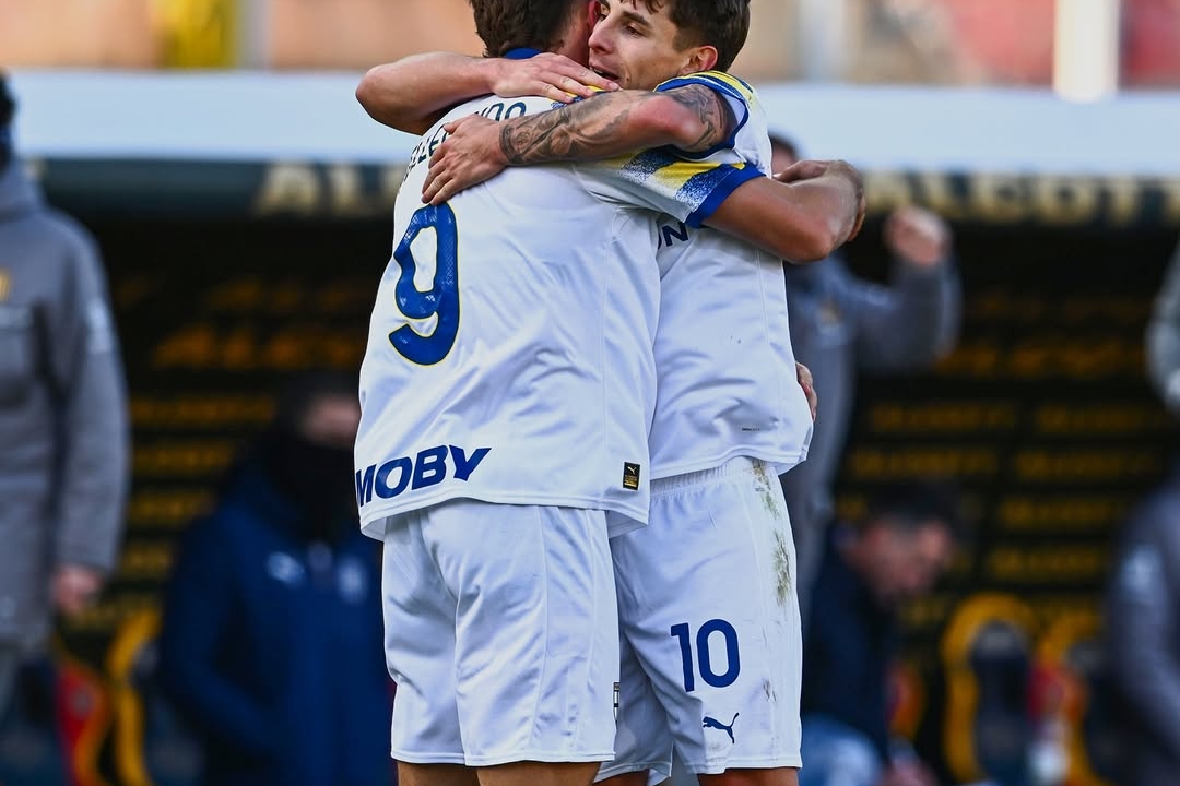 Parma Overcomes Lecce in a Dramatic 2-1 Serie A Encounter