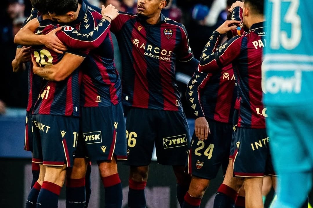 Levante and Espanyol Draw 1-1 as Losada and Romero Shine