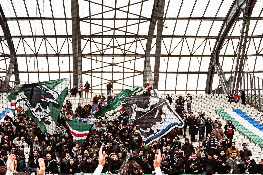 Red Star FC 93 Overcomes Grenoble with Cabral's Brilliance in 3-0 Win