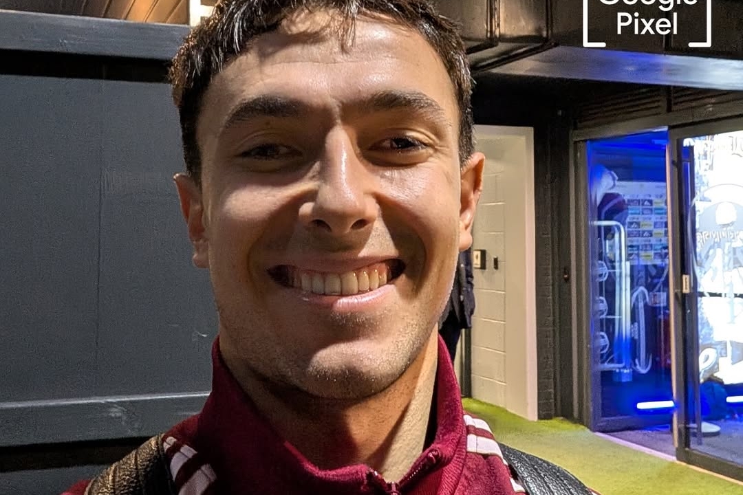 Arsenal's Ruthless Display Downs Leeds 4-0 at Elland Road