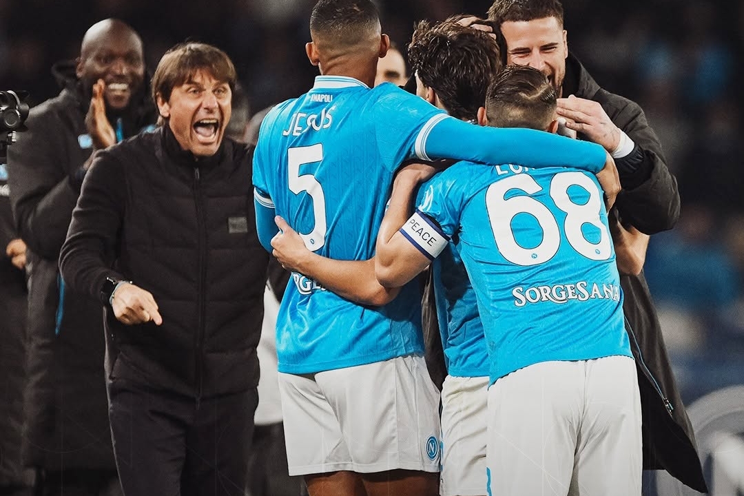 Vergara Shines as Napoli Edges Fiorentina 2-1 in Serie A Duel
