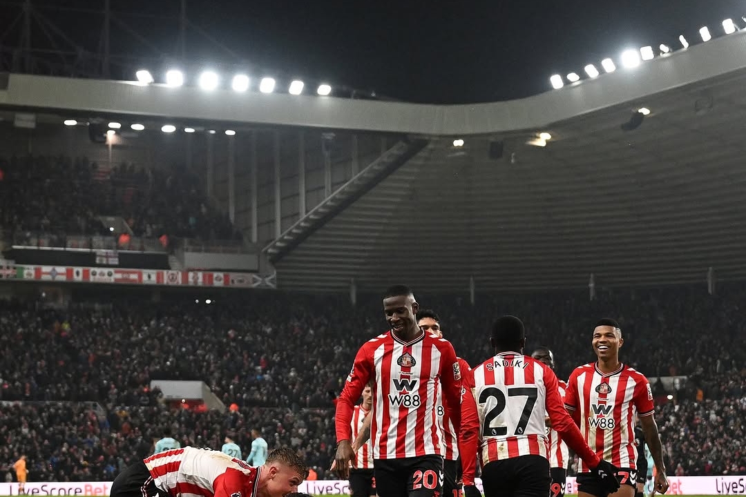 Sunderland Dominates Burnley 3-0 as Talbi Shines