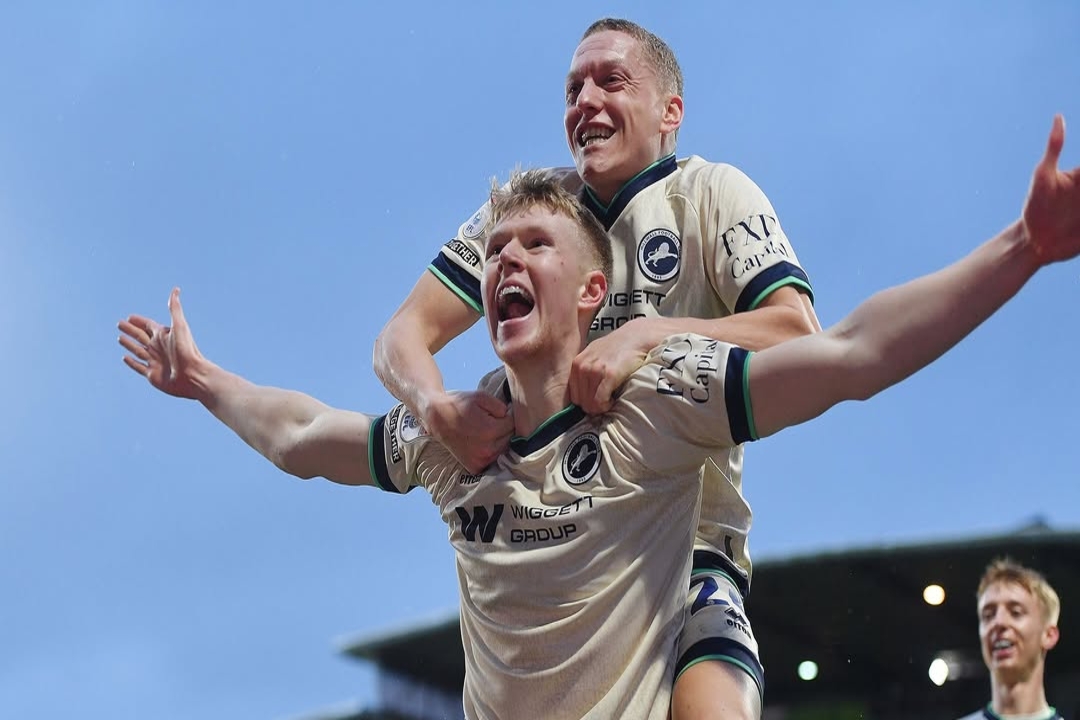 Millwall Capitalize on Wrexham's Missteps to Win 2-0