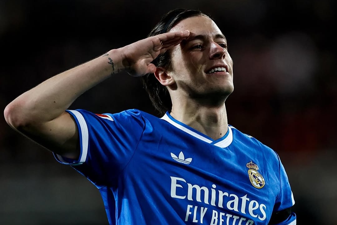 Carreras and Mbappé Shine as Real Madrid Overcome Valencia 2-0