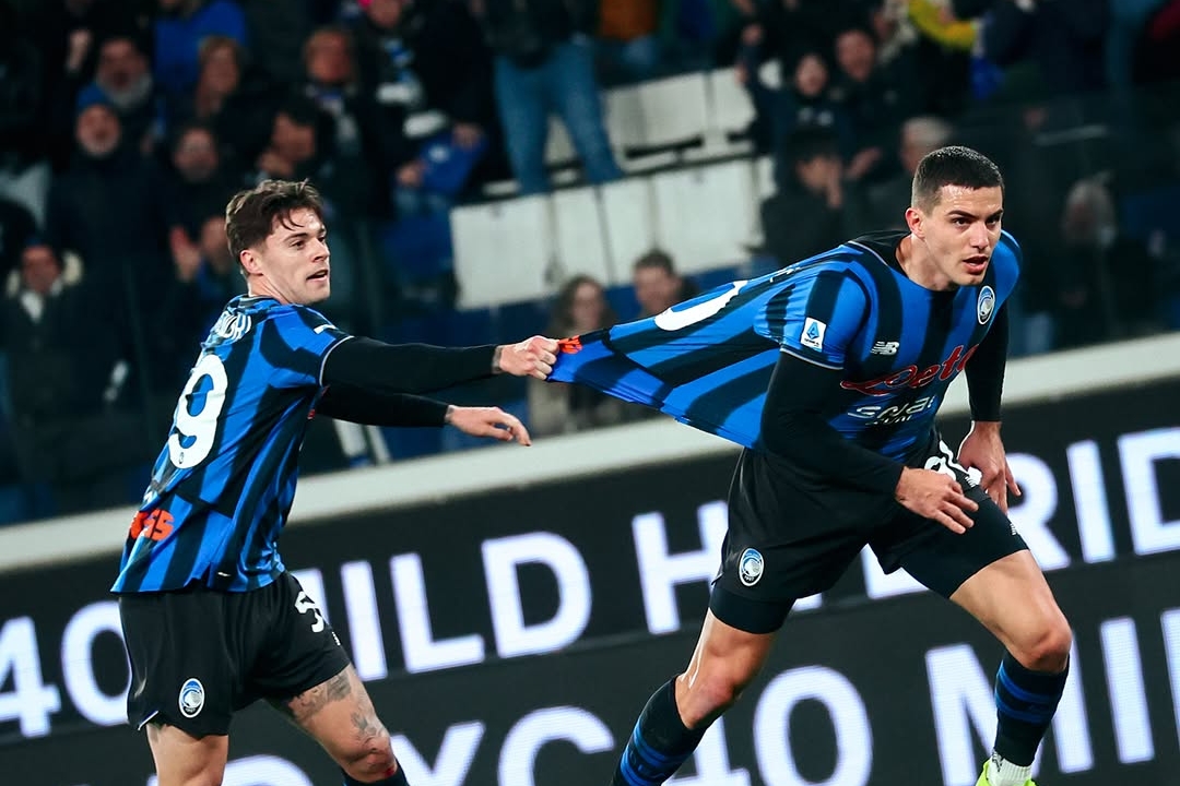 Atalanta Hold Off Cremonese's Late Push to Secure 2-1 Victory