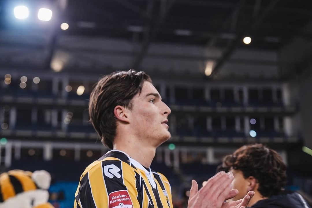 Vitesse and VVV Venlo Draw 2-2 as Late Goals Steal the Show