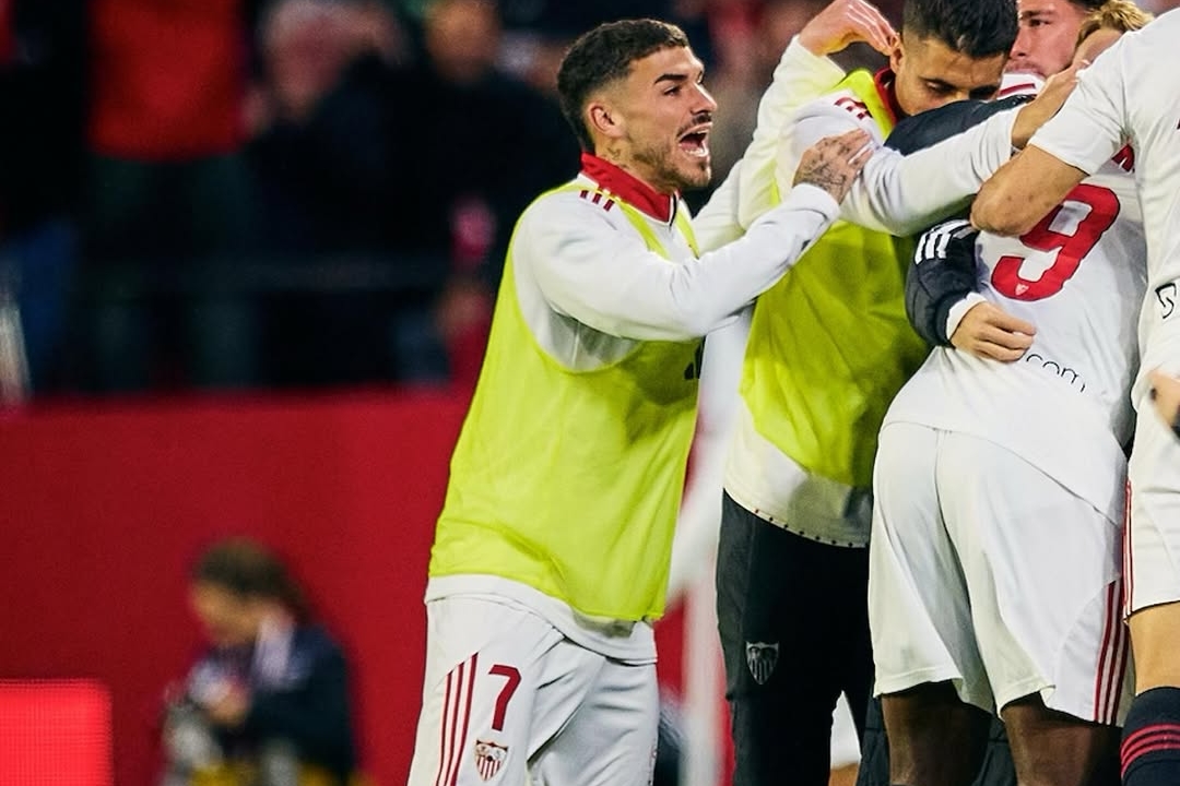 Sevilla's Discipline Costs Them in 1-1 Draw with Alaves