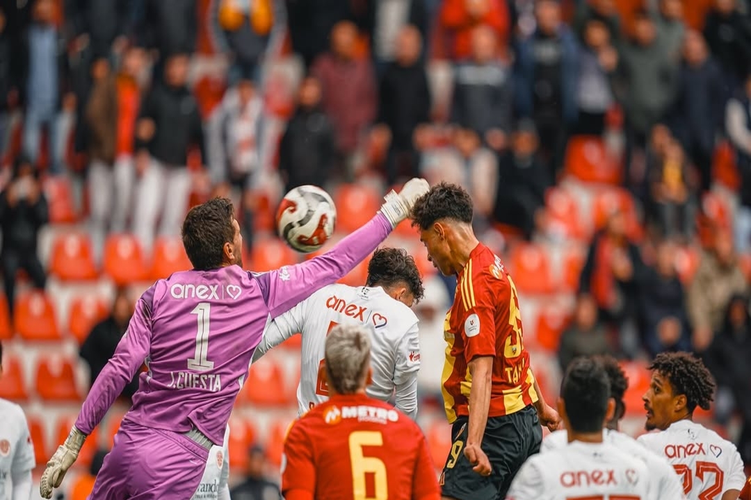 Sariarslan's Late Strike Seals Kayserispor's Narrow Victory over Antalyaspor