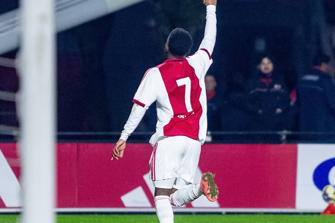 Jong Ajax Overwhelms Helmond Sport 5-1 as Ouazane Shines