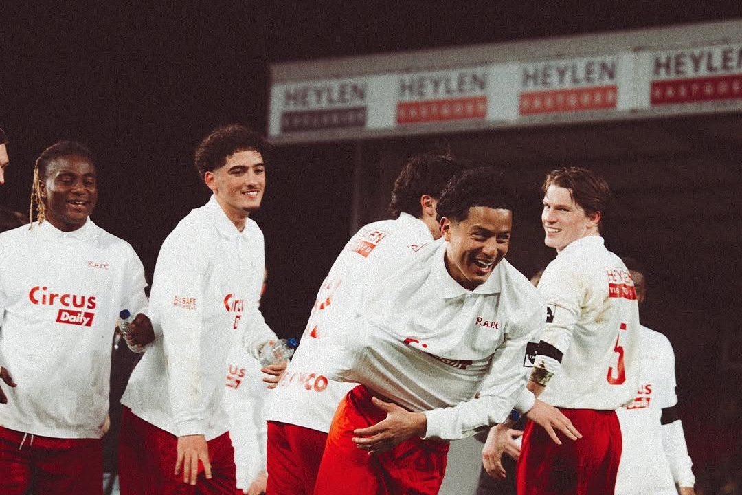 Valencia's Strike Lifts Antwerp Over St. Truiden in a Narrow 1-0 Victory