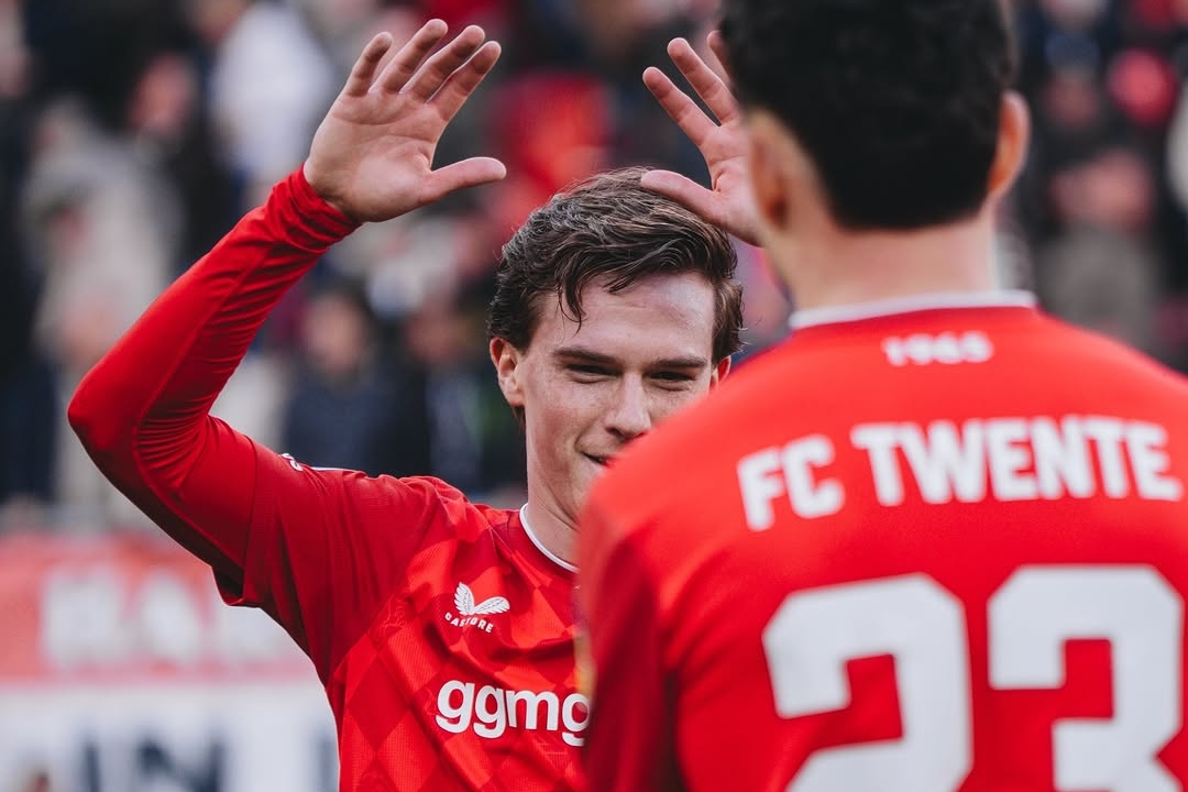 Twente Shuts Out Feyenoord 2-0 as Ørjasæter Shines