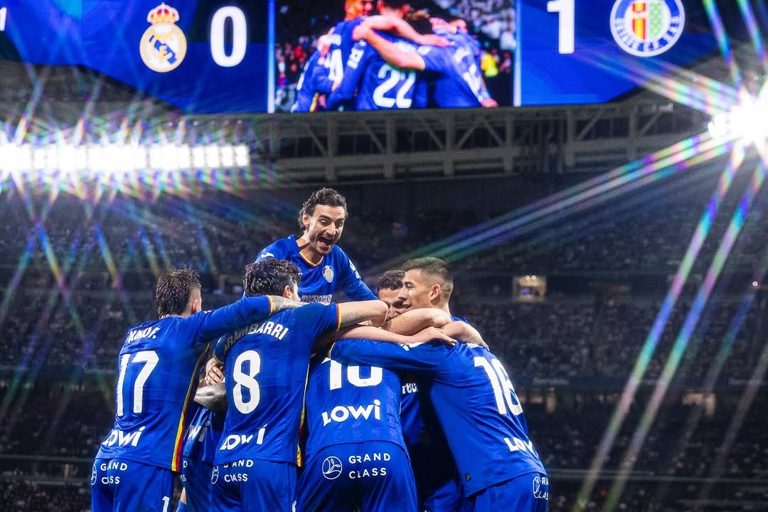 Satriano's Strike Downs Real Madrid in a Fiery Bernabéu Clash