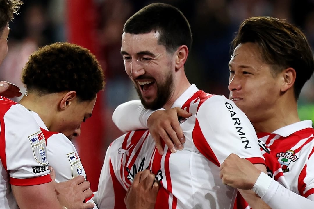 Finn Azaz's Early Strike Secures Win for Southampton Over Norwich