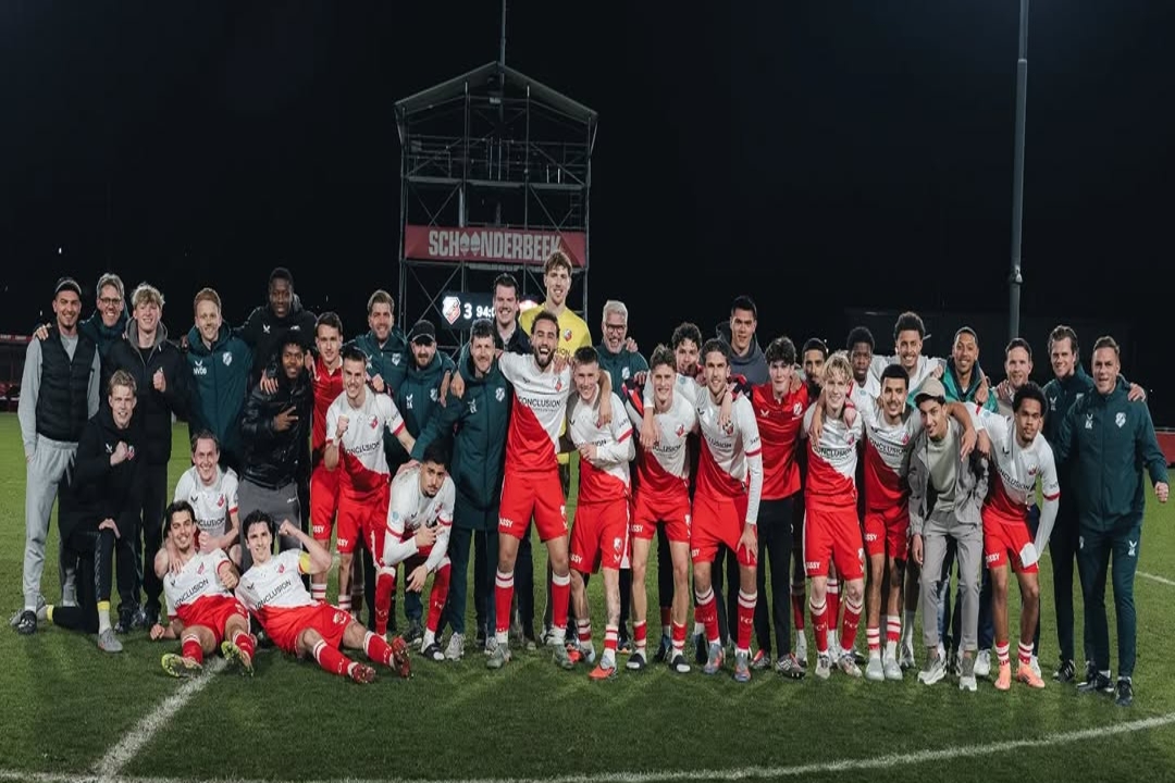 Den Boggende's Brilliance Lifts Jong Utrecht Over Dordrecht 3-1