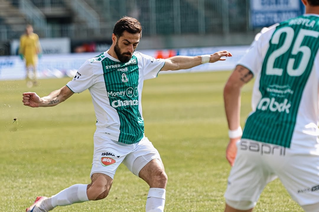 Jablonec Overpowers Ostrava 4-1 with Holly and Okeke Shining