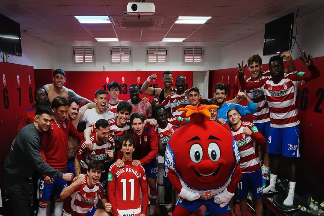 Granada's Sáenz Shines in 4-2 Victory Over Huesca