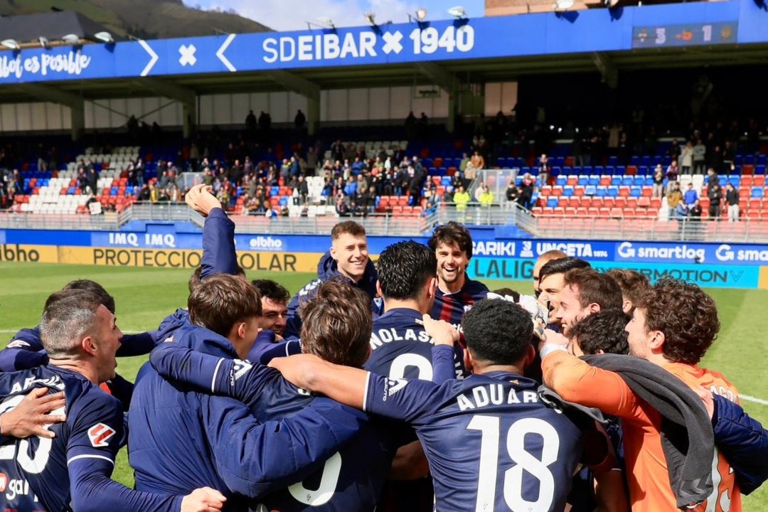 Martón Double Leads Eibar Past Las Palmas 3-1 in Segunda