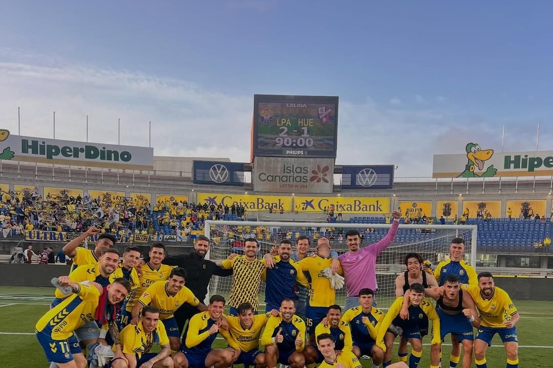 Las Palmas Rally to Overcome Huesca 2-1 with Pedrola's Decisive Strike