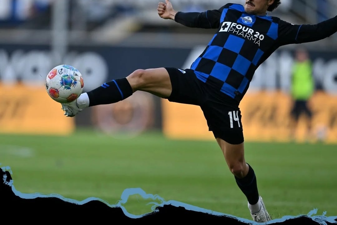 Late Goals Define SC Paderborn and Karlsruher SC's 2-2 Draw