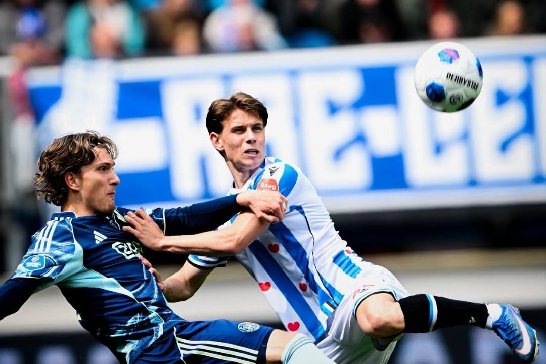 Stalemate in Heerenveen as Ajax and Hosts Settle for Draw