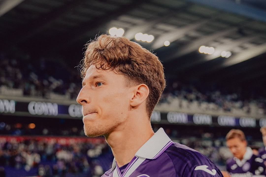 Sikan Shines as Anderlecht Overcomes St. Truiden 3-1