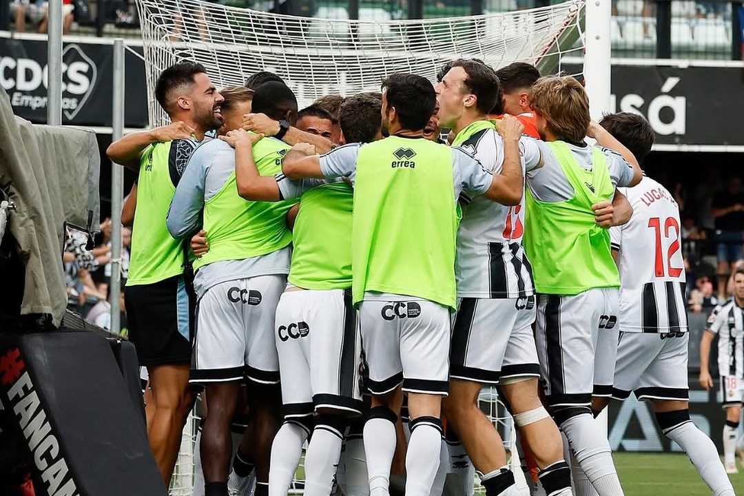 Calatrava's Brilliance Lifts Castellón Over Eibar 2-1