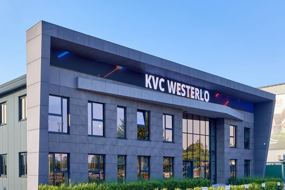 Saito and Hedl Shine as Westerlo and Waregem Draw in Westerlo