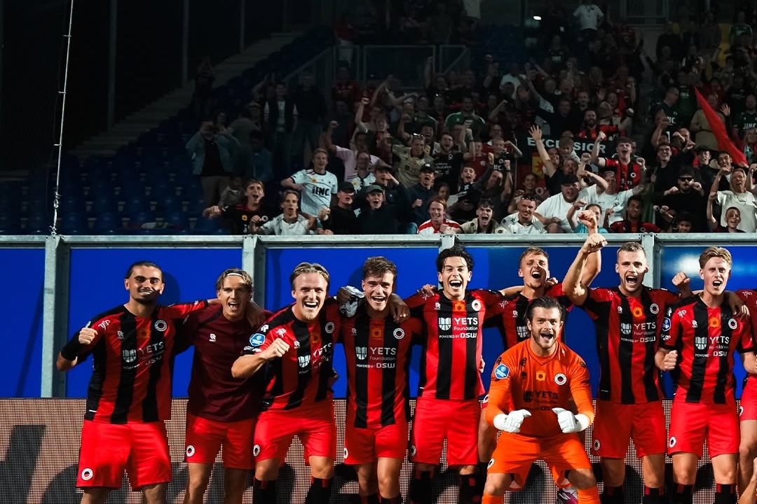 Naujoks Shines as Excelsior Overwhelm Cambuur 4-0
