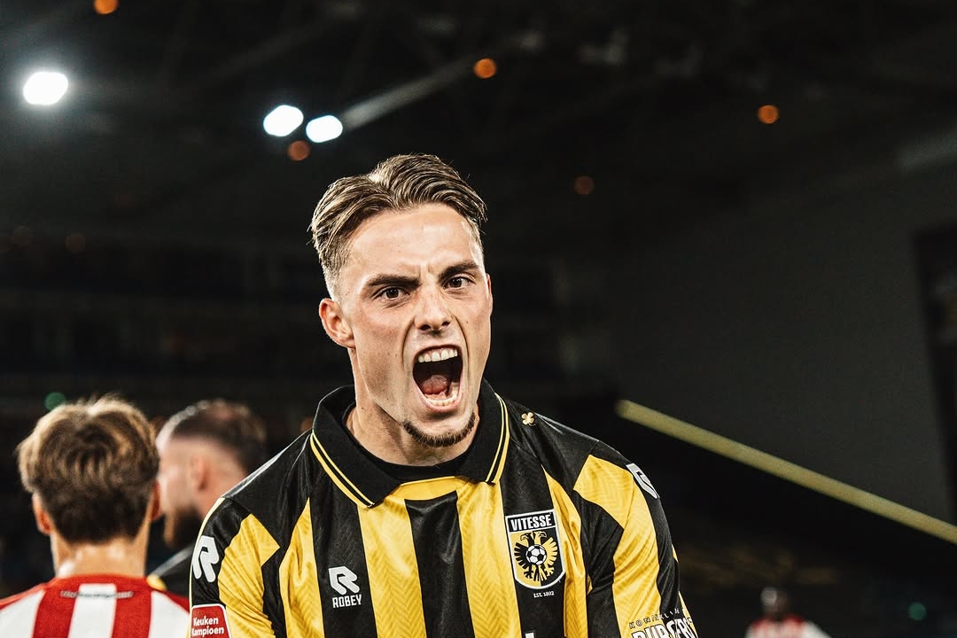 Vitesse Edges FC OSS 2-1 with Late Drama at GelreDome