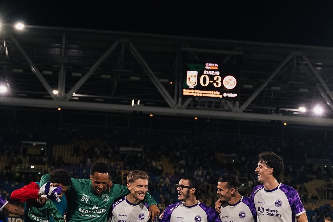 Almere City Dominate Vitesse with 3-0 Away Victory
