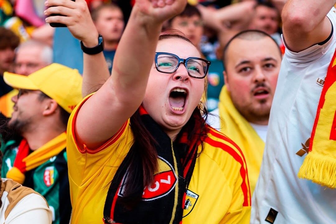 Thauvin and Ivanovic Shine as Lens Overpower Ten-Man Auxerre 5-2