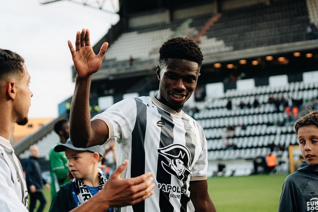 Charleroi's Commanding Display Seals 2-0 Win Over KV Mechelen