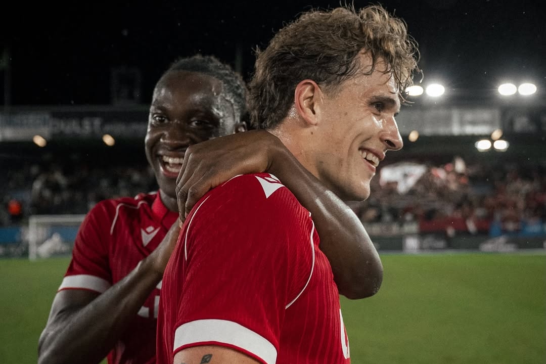 Penalty Sparks Victory as Standard Liege Overcomes Leuven 2-1