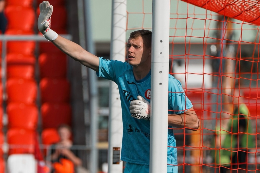 Pardubice's Late Resilience Edges Bohemians 2-1