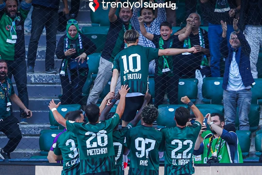 Kocaelispor Overcomes Gaziantep 2-0 with Kutlu's Pivotal Performance
