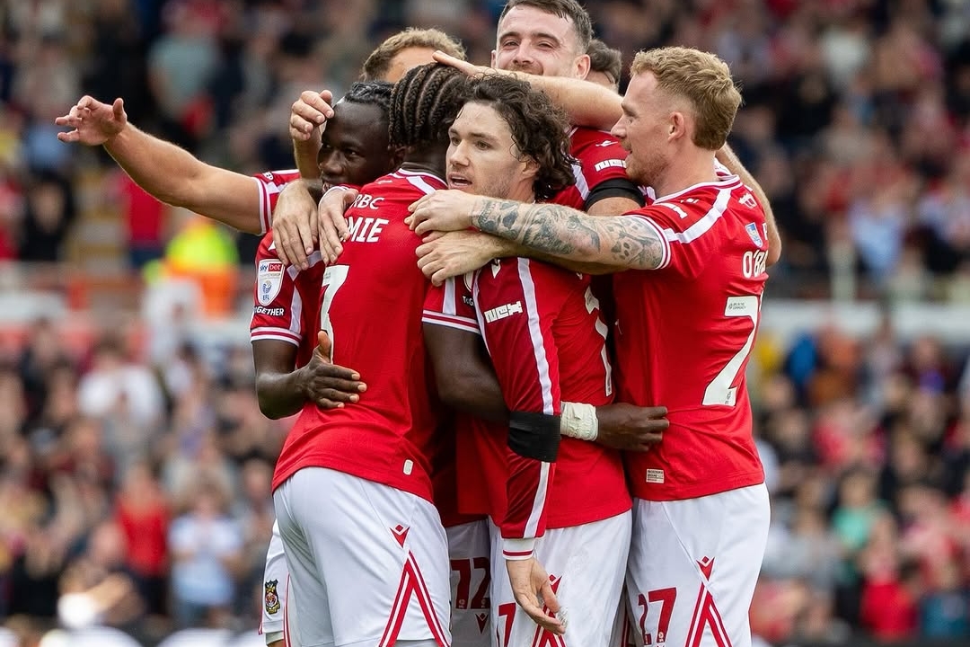 Wrexham Edge Southampton 2-1 with Late Drama at Racecourse Ground