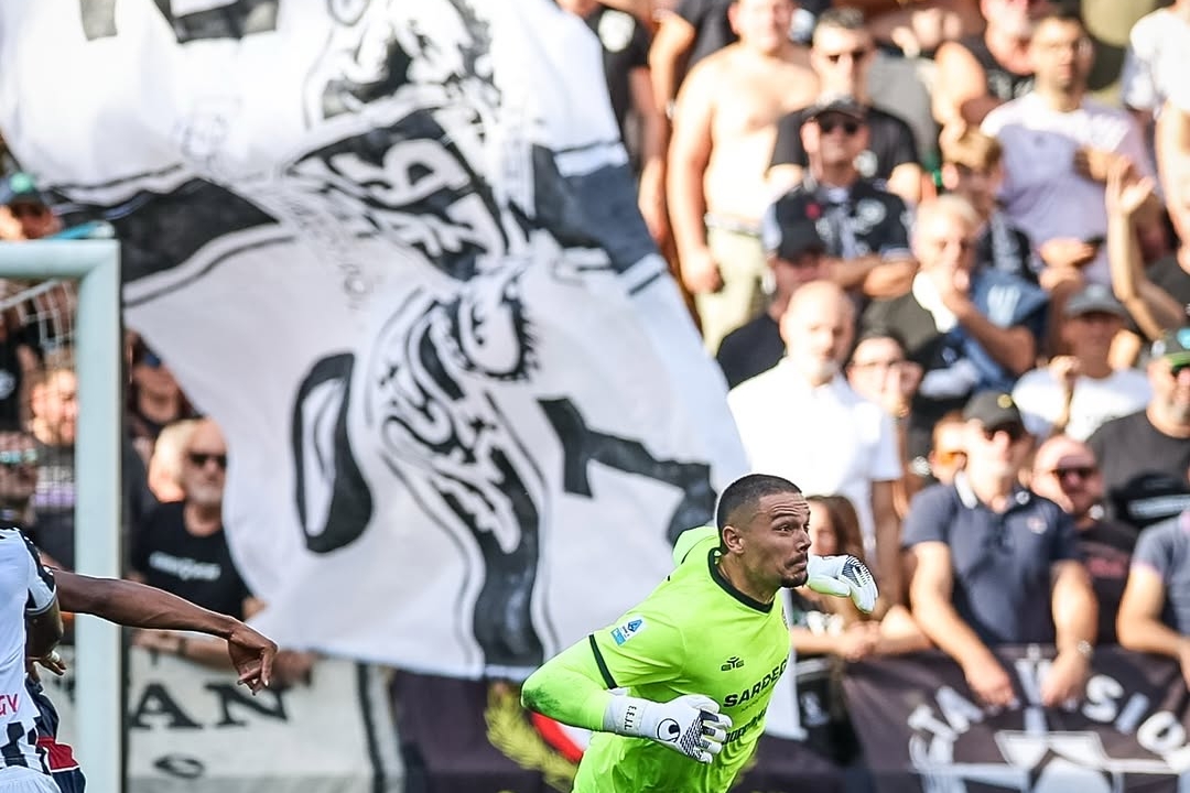 Maldini's Strike Lifts Cagliari over Dominant Udinese