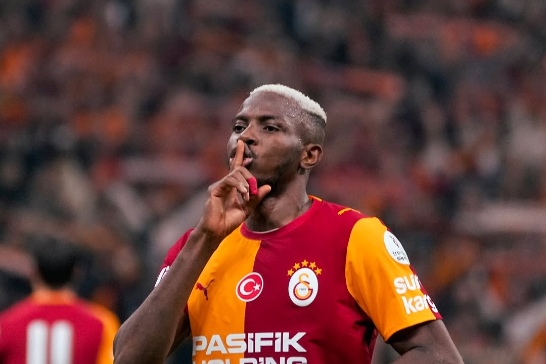Osimhen's Brace Secures Galatasaray's Dramatic Victory in Istanbul Derby