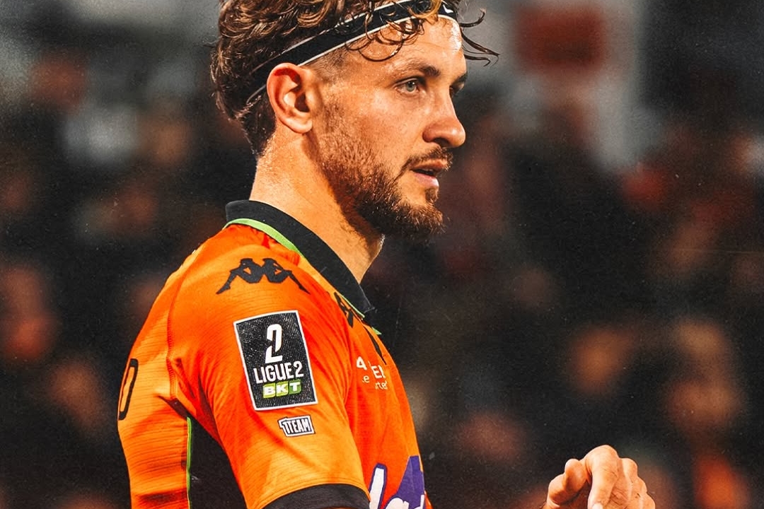 Late Surge Sees Laval Draw 3-3 with Clermont in Ligue 2 Rollercoaster