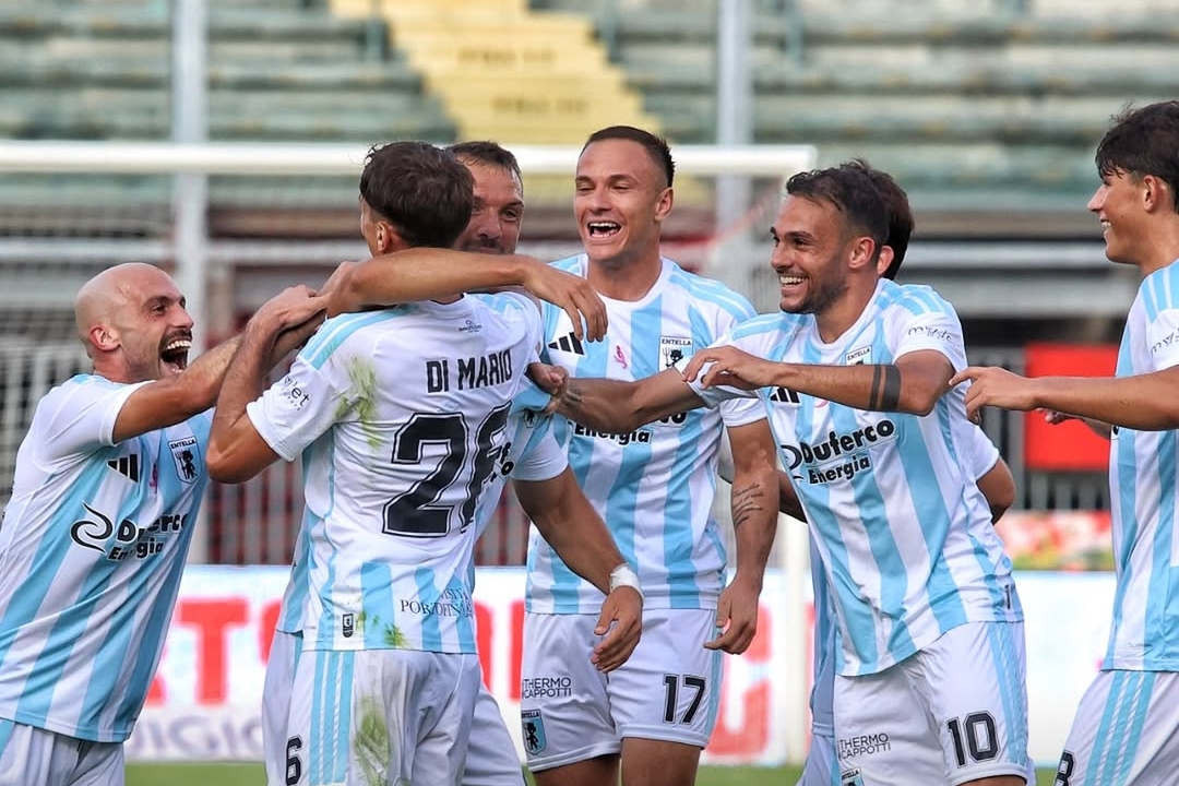 Virtus Entella Overcomes Padova 2-1 Despite Early Setback