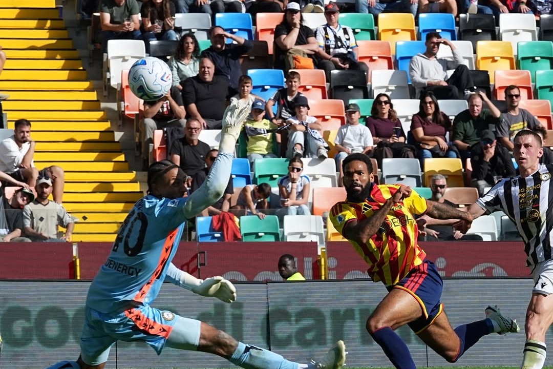 Lecce's Dominant Display Overwhelms Udinese in 3-0 Victory