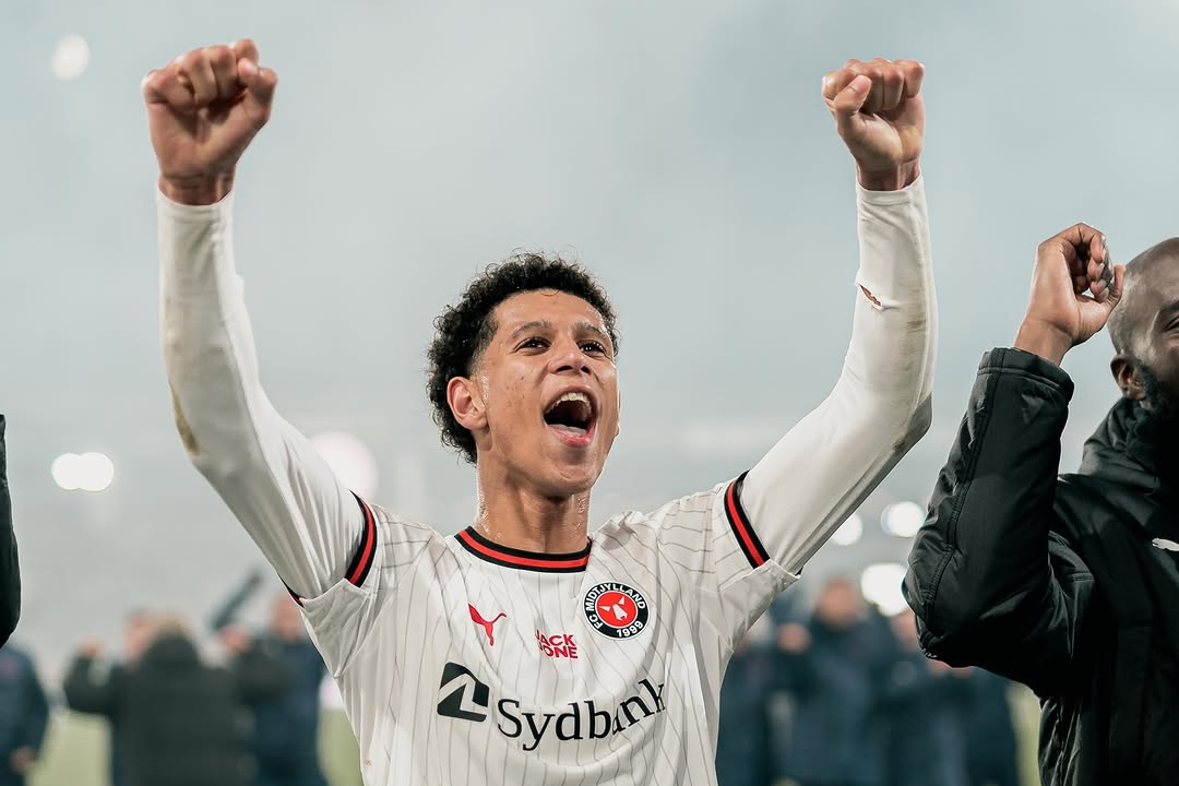 Midtjylland Edges Viborg 2-1 with Billing's Key Strike