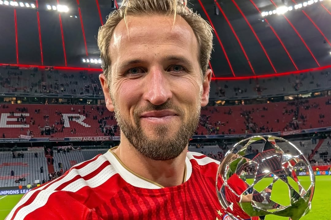 Late Rice Strike Earns Arsenal a 2-2 Draw at Bayern